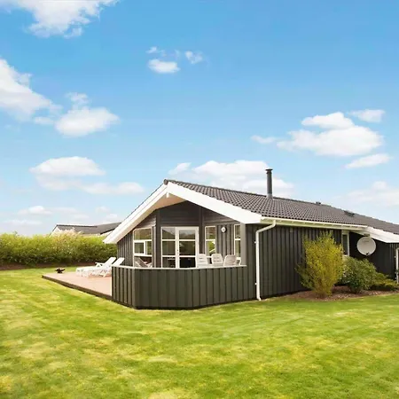 40574-juelsminde-pot-strandby-242 別荘 *